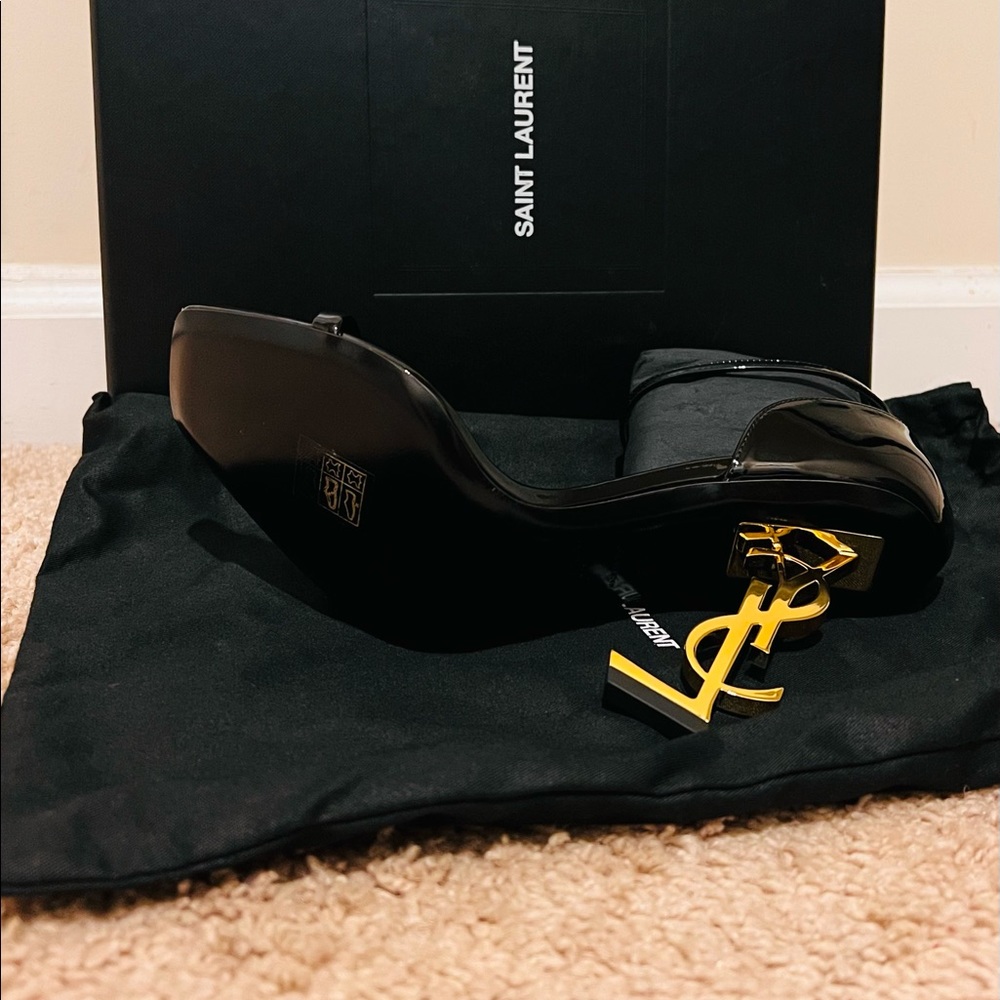 Never Wear Yves Saint Laurent - Picture 4 of 6